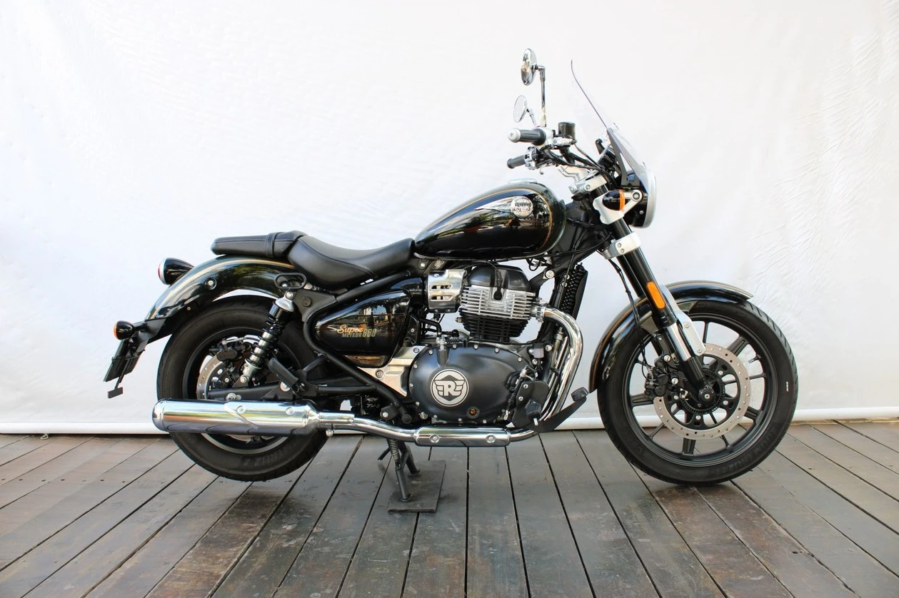 ROYAL ENFIELD METEOR 650 INTERSTELLAR
