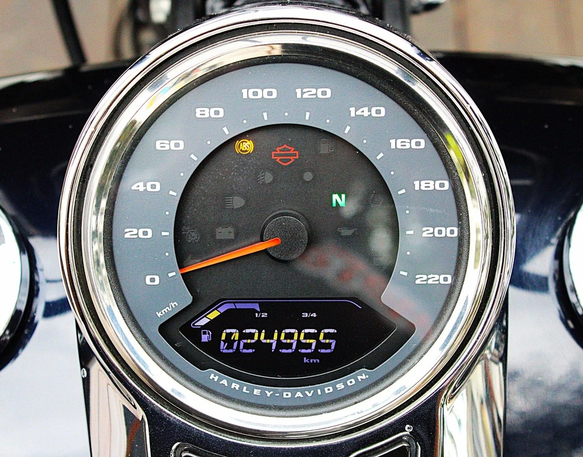 HARLEY-DAVIDSON SPORT GLIDE