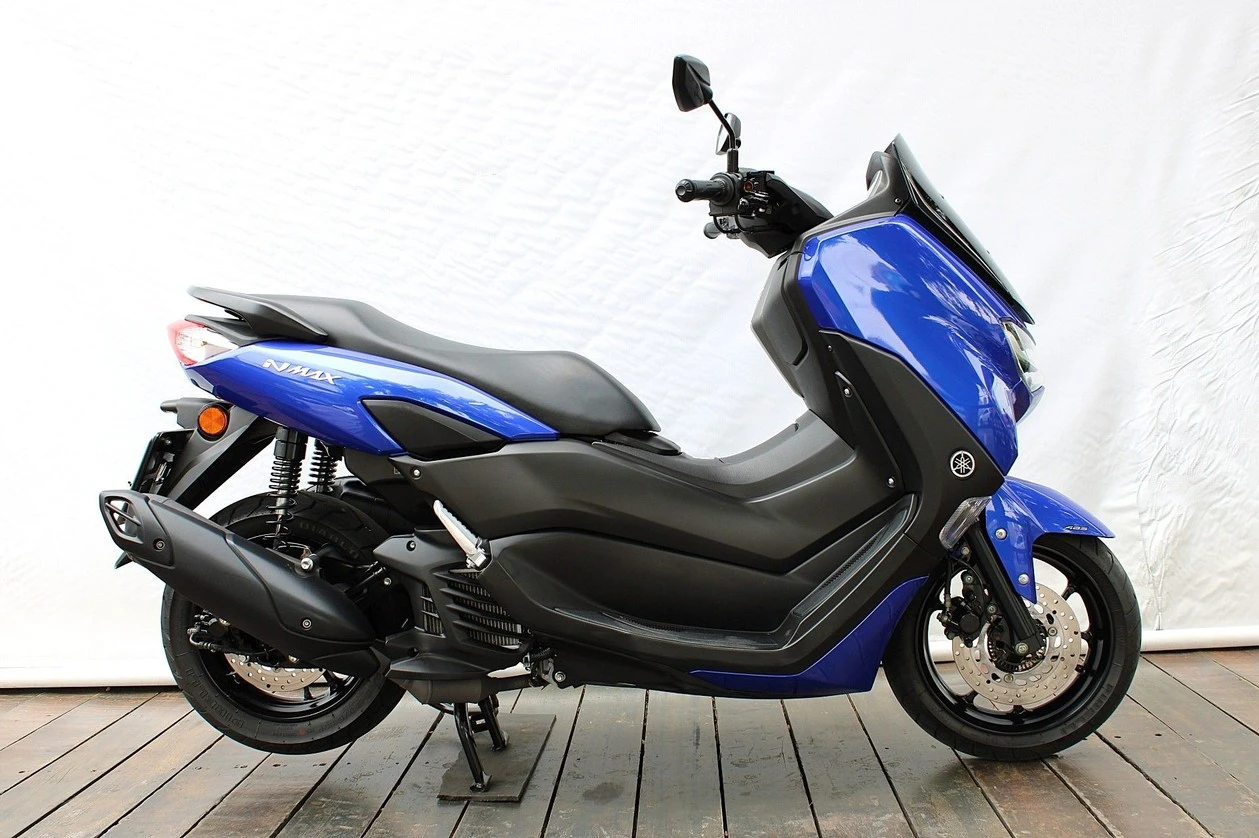 YAMAHA NMAX CONNECTED 160 ABS