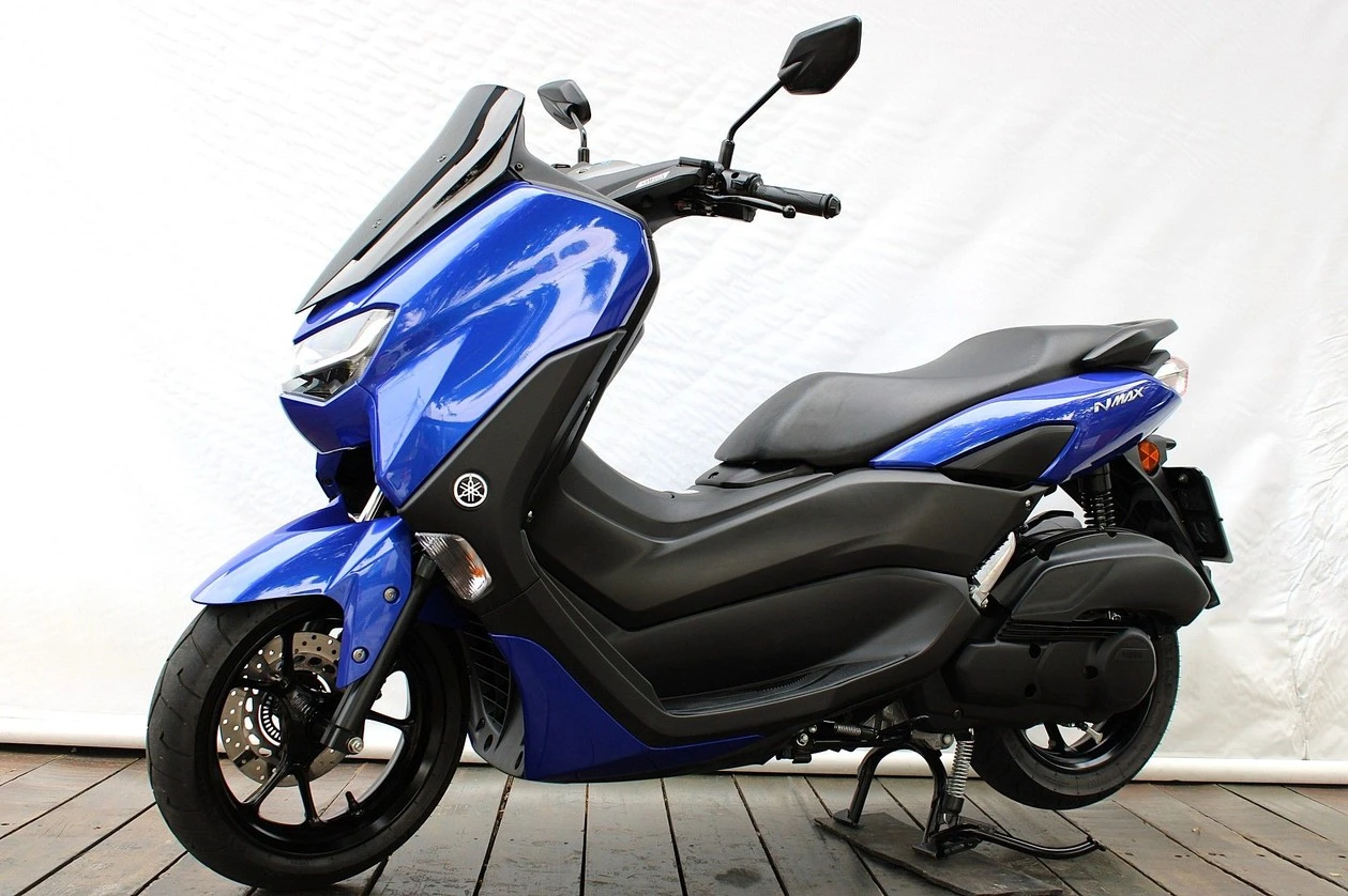 YAMAHA NMAX CONNECTED 160 ABS