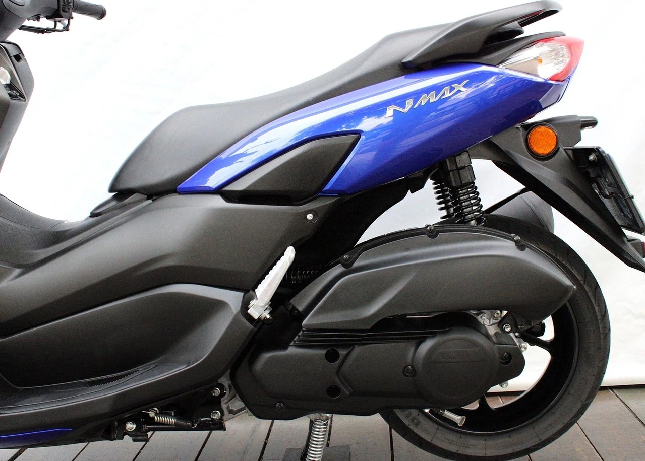 YAMAHA NMAX CONNECTED 160 ABS
