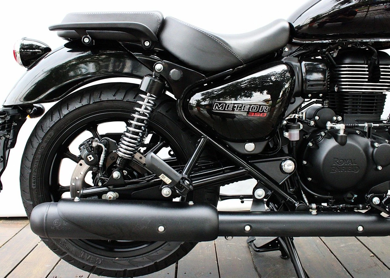 ROYAL ENFIELD METEOR 350 FIREBALL