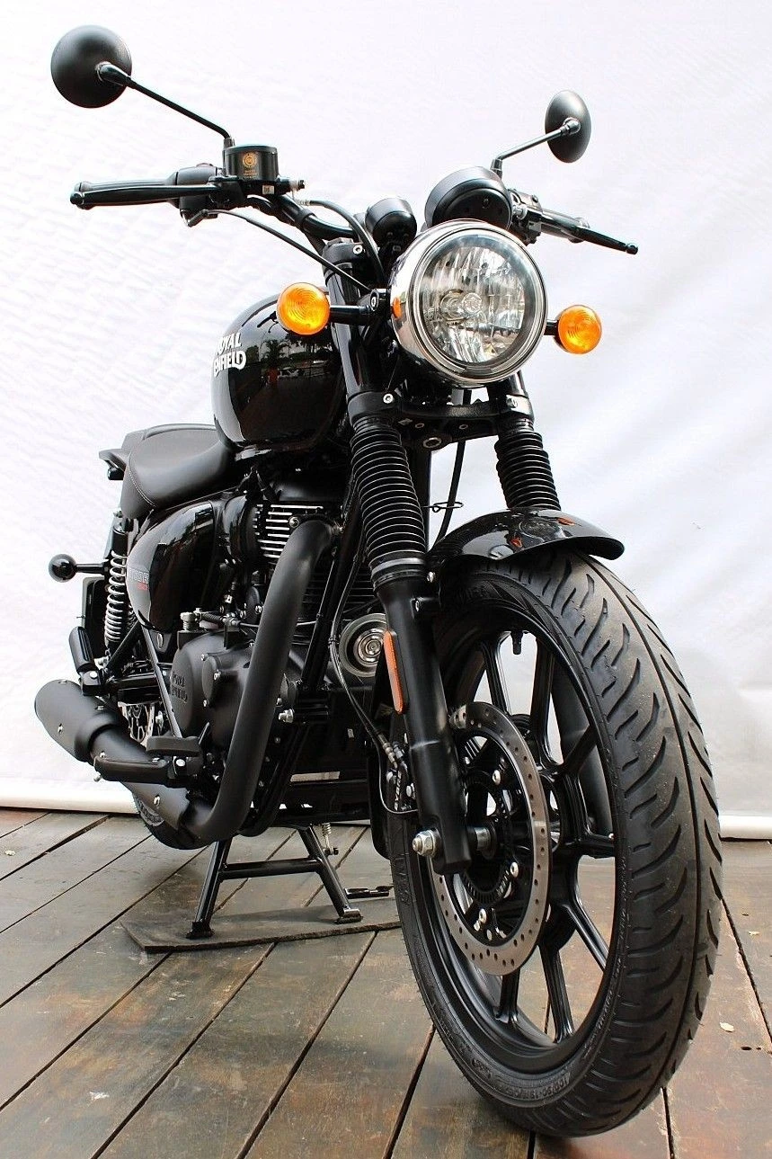 ROYAL ENFIELD METEOR 350 FIREBALL