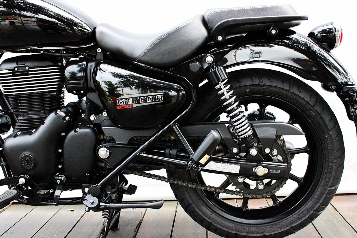 ROYAL ENFIELD METEOR 350 FIREBALL