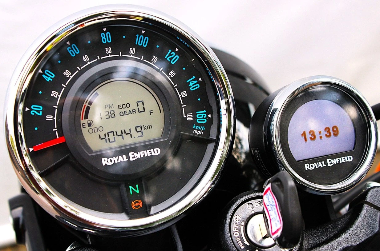 ROYAL ENFIELD METEOR 350 FIREBALL