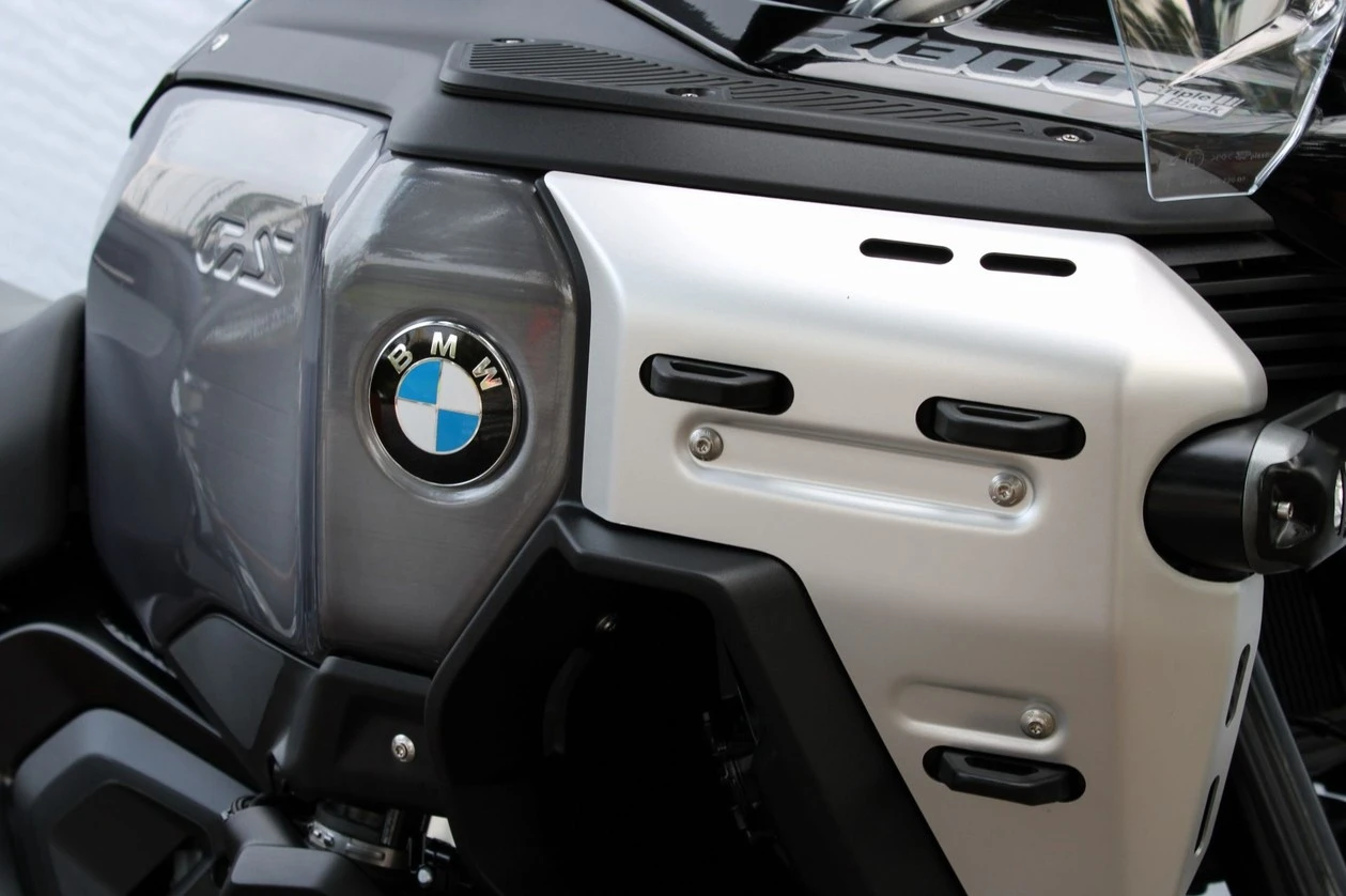 BMW R 1300 GS ADVENTURE TRIPLE BLACK