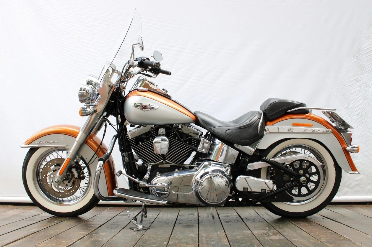 HARLEY-DAVIDSON SOFTAIL DELUXE
