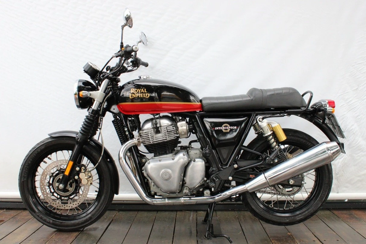 ROYAL ENFIELD INTERCEPTOR 