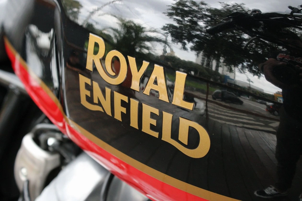 ROYAL ENFIELD INTERCEPTOR 