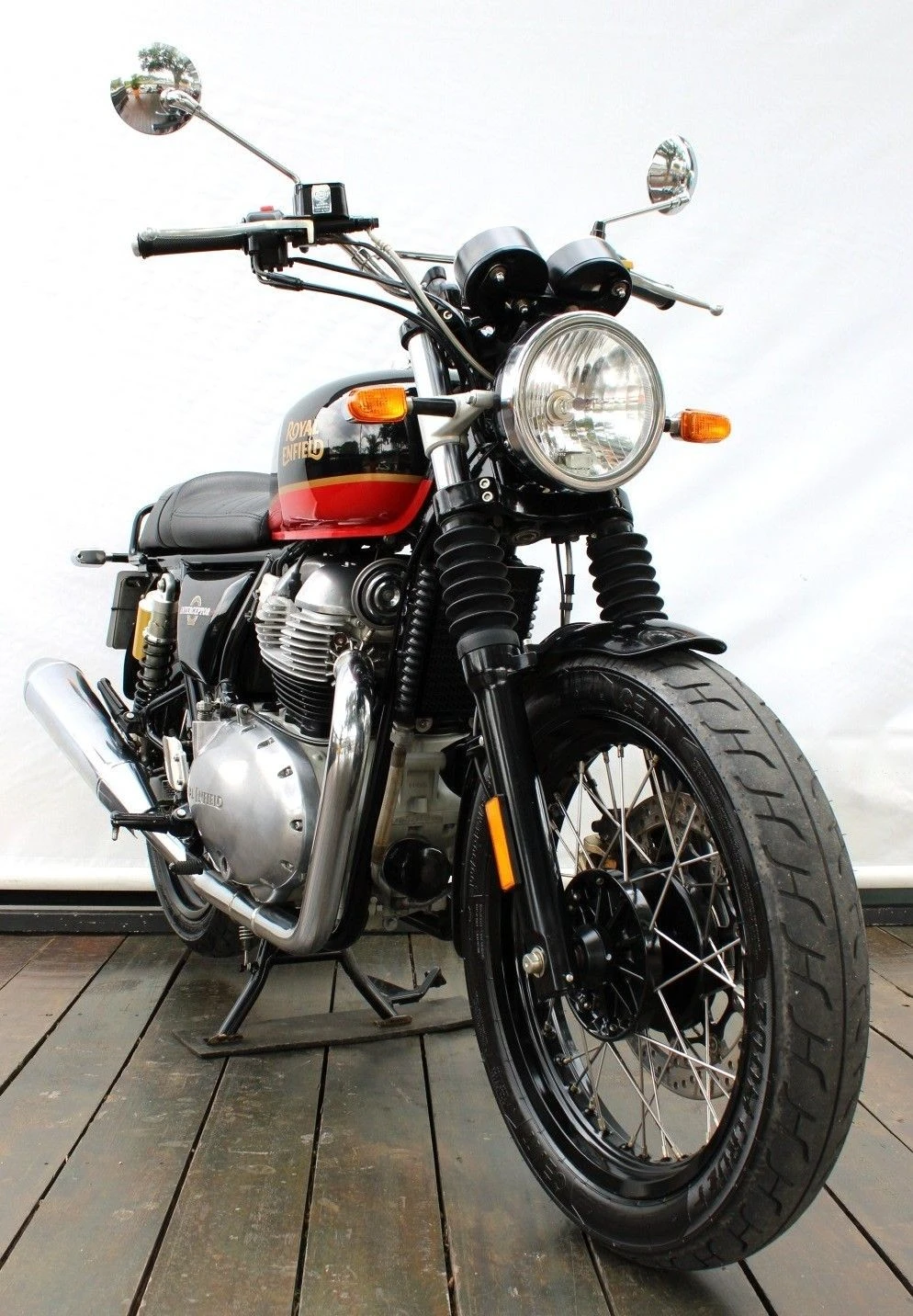 ROYAL ENFIELD INTERCEPTOR 
