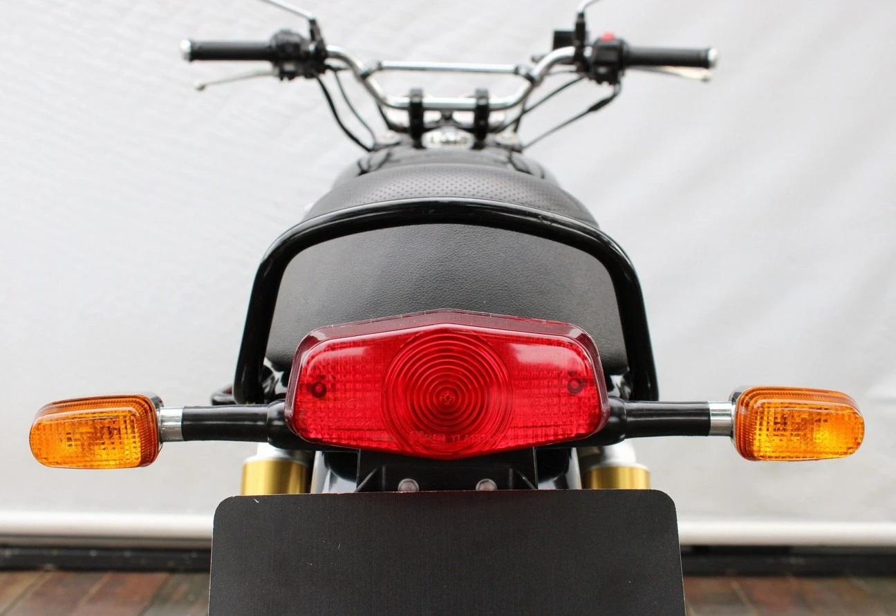 ROYAL ENFIELD INTERCEPTOR 