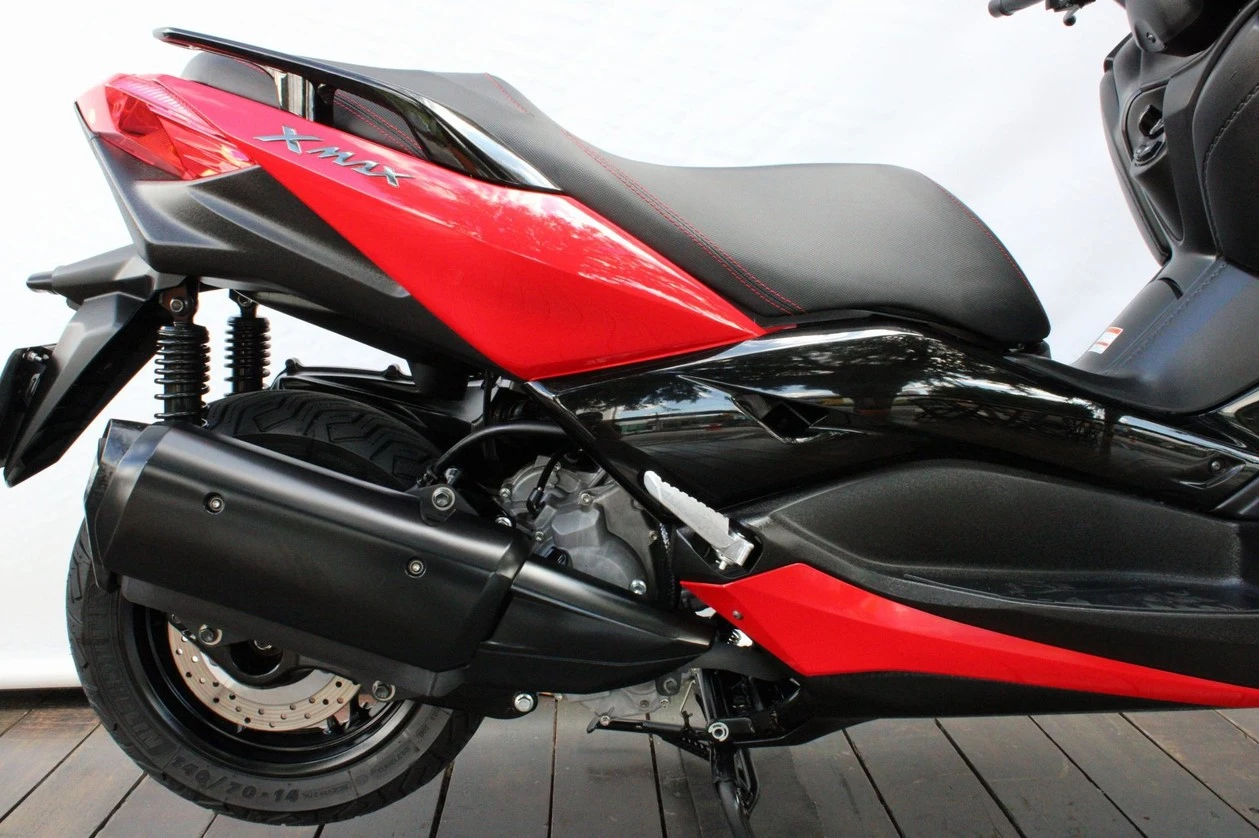 YAMAHA XMAX ABS