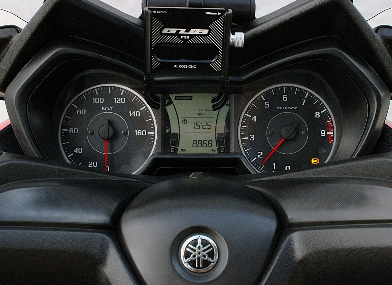 YAMAHA XMAX ABS