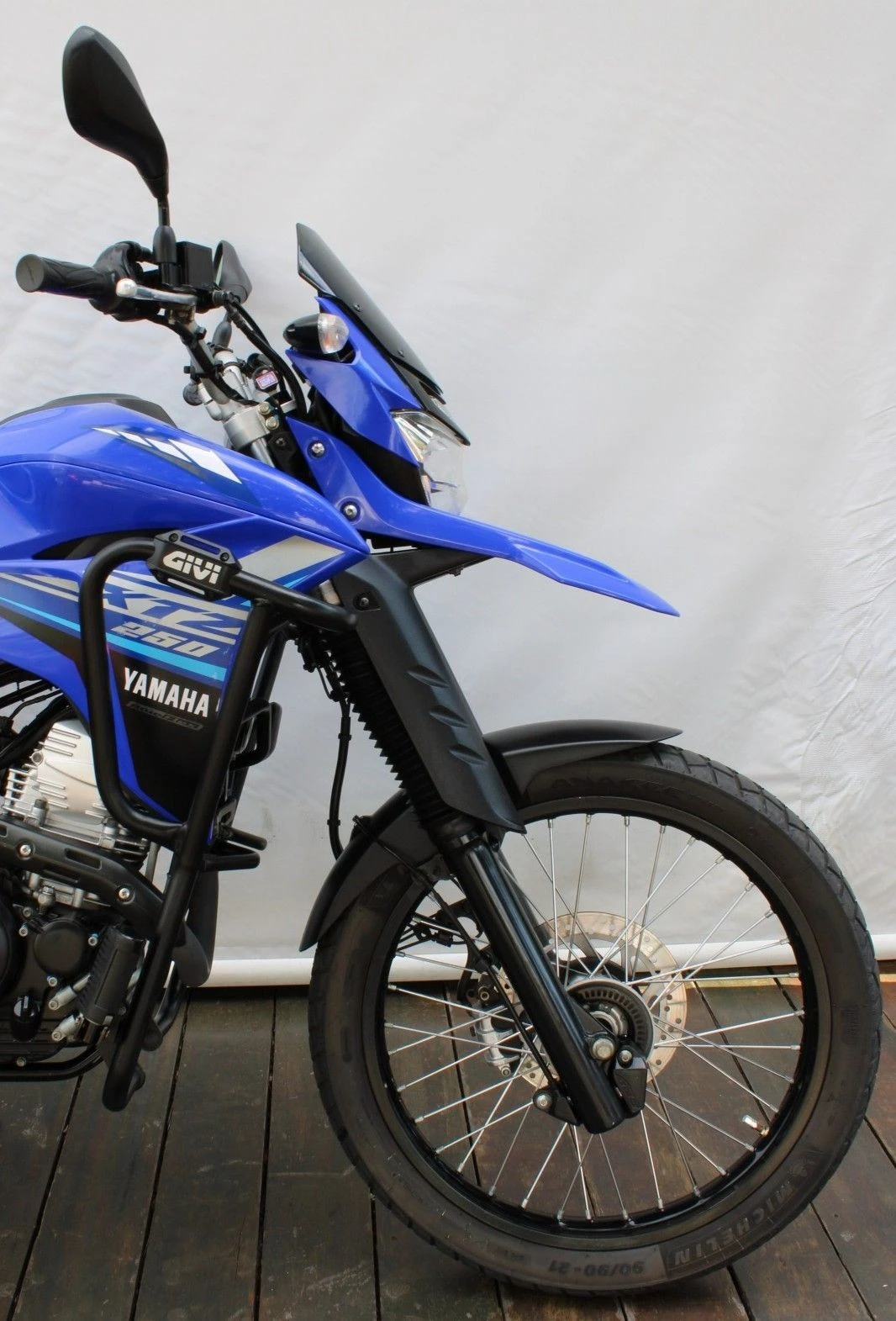 YAMAHA XTZ 250 LANDER CONNECTED