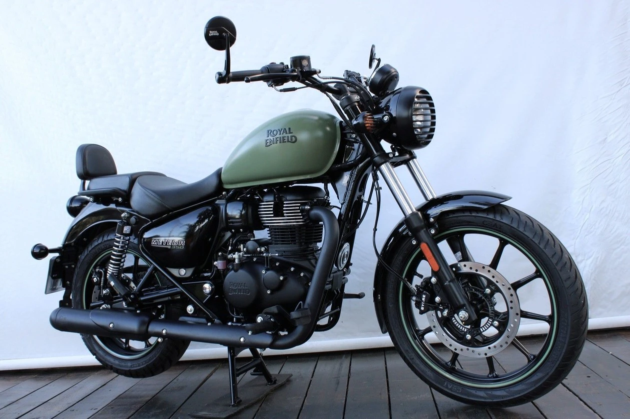 ROYAL ENFIELD METEOR 350 FIREBALL