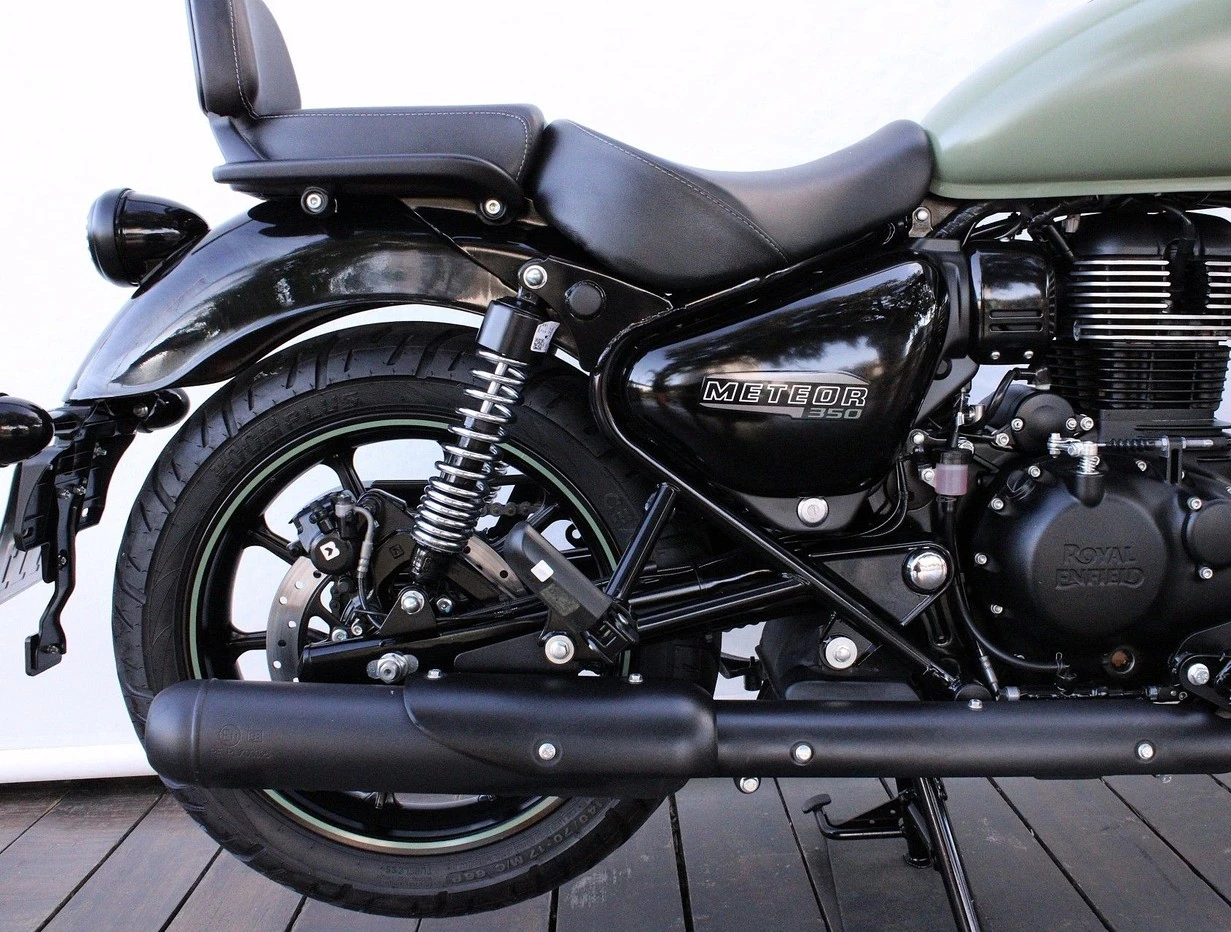 ROYAL ENFIELD METEOR 350 FIREBALL