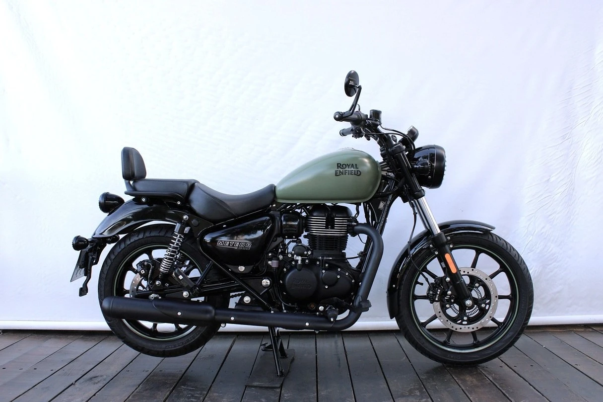 ROYAL ENFIELD METEOR 350 FIREBALL