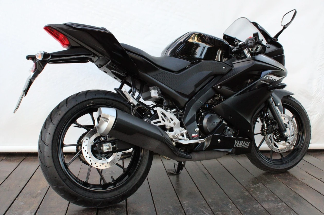 YAMAHA YZF R15