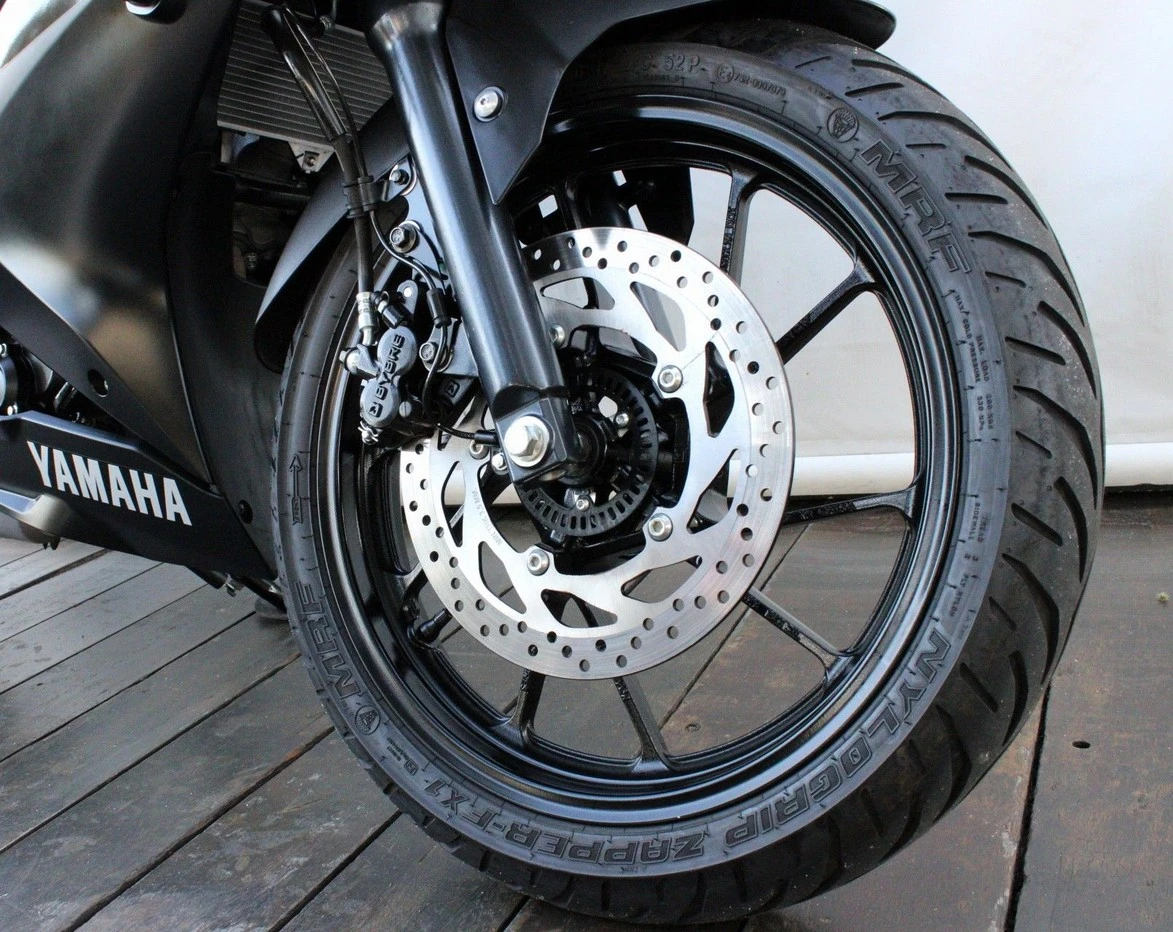 YAMAHA YZF R15