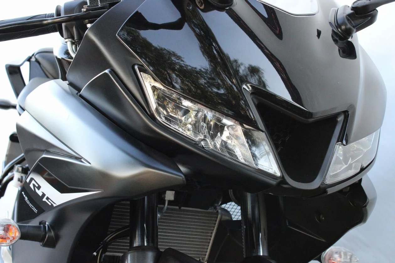 YAMAHA YZF R15