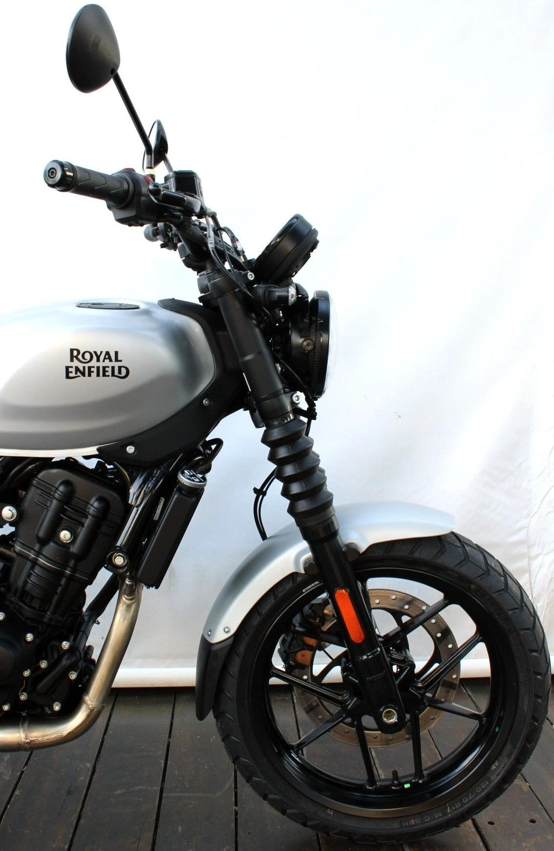 ROYAL ENFIELD GUERRILLA 450
