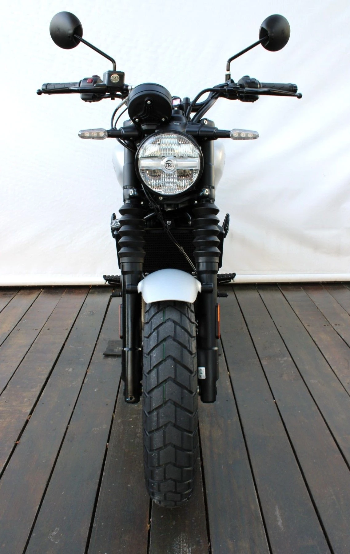 ROYAL ENFIELD GUERRILLA 450