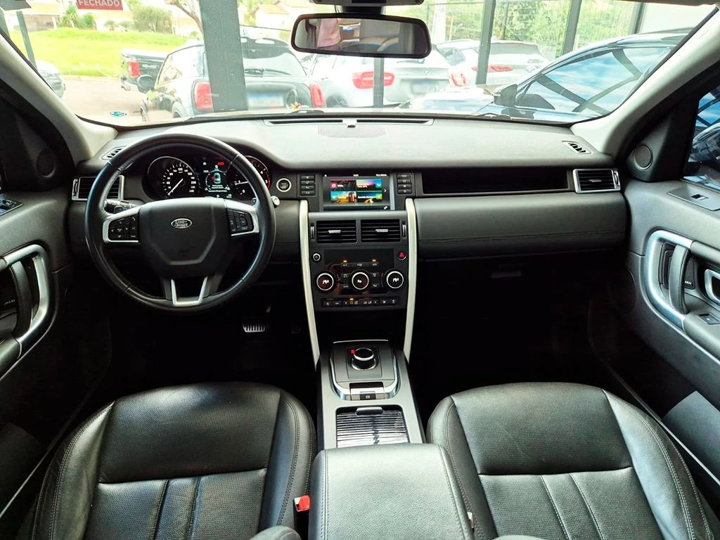 LAND ROVER DISCOVERY SPORT