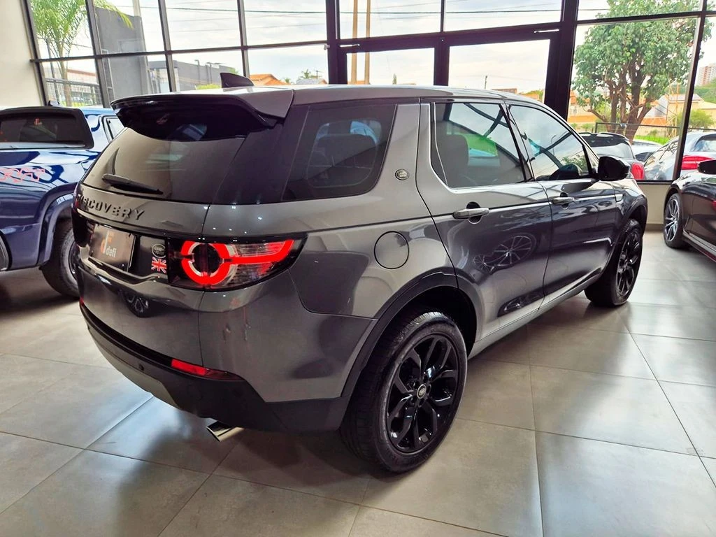 LAND ROVER DISCOVERY SPORT