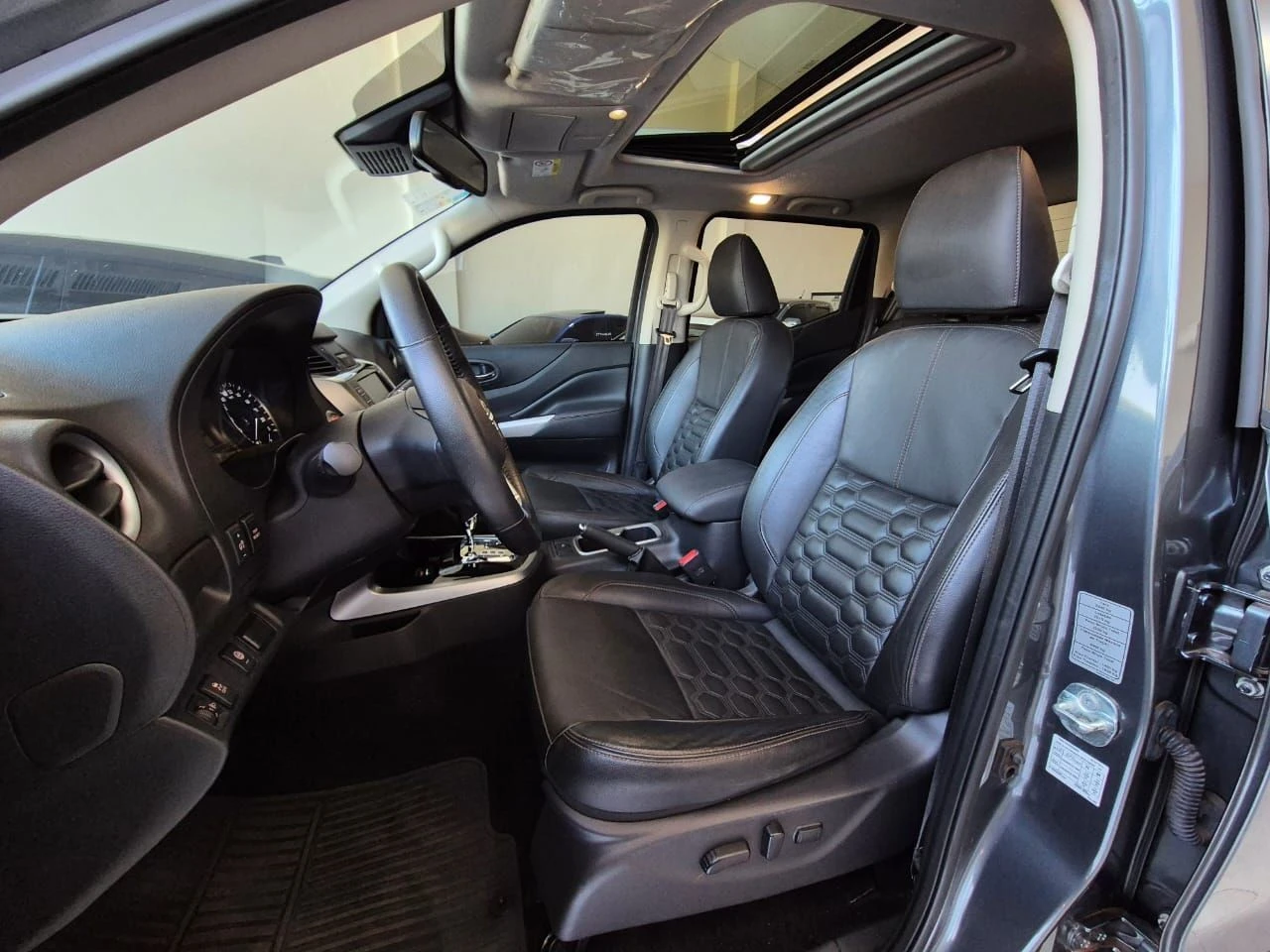 NISSAN FRONTIER