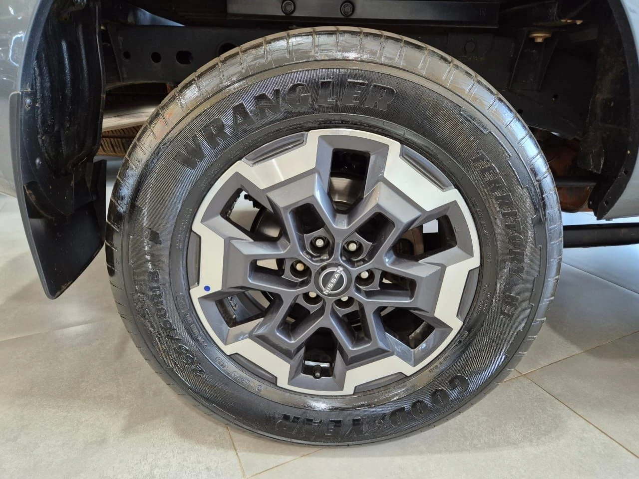 NISSAN FRONTIER