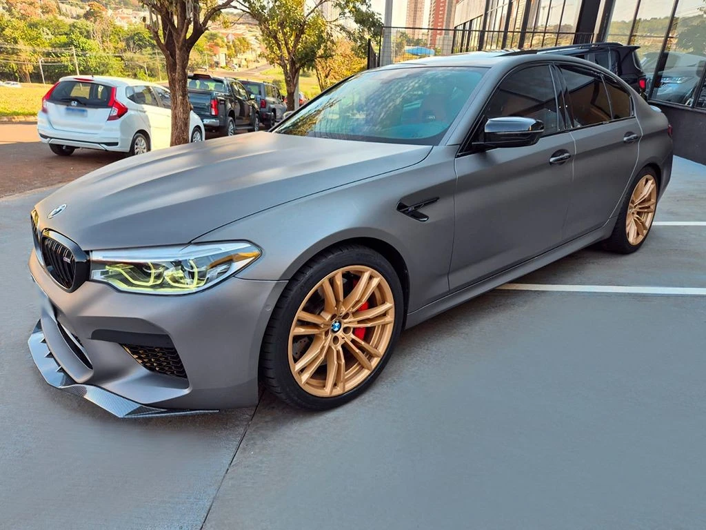 BMW M5