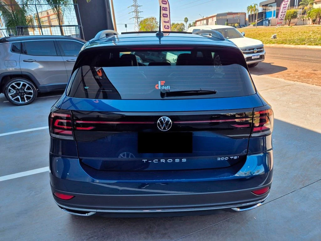 VOLKSWAGEN T-CROSS