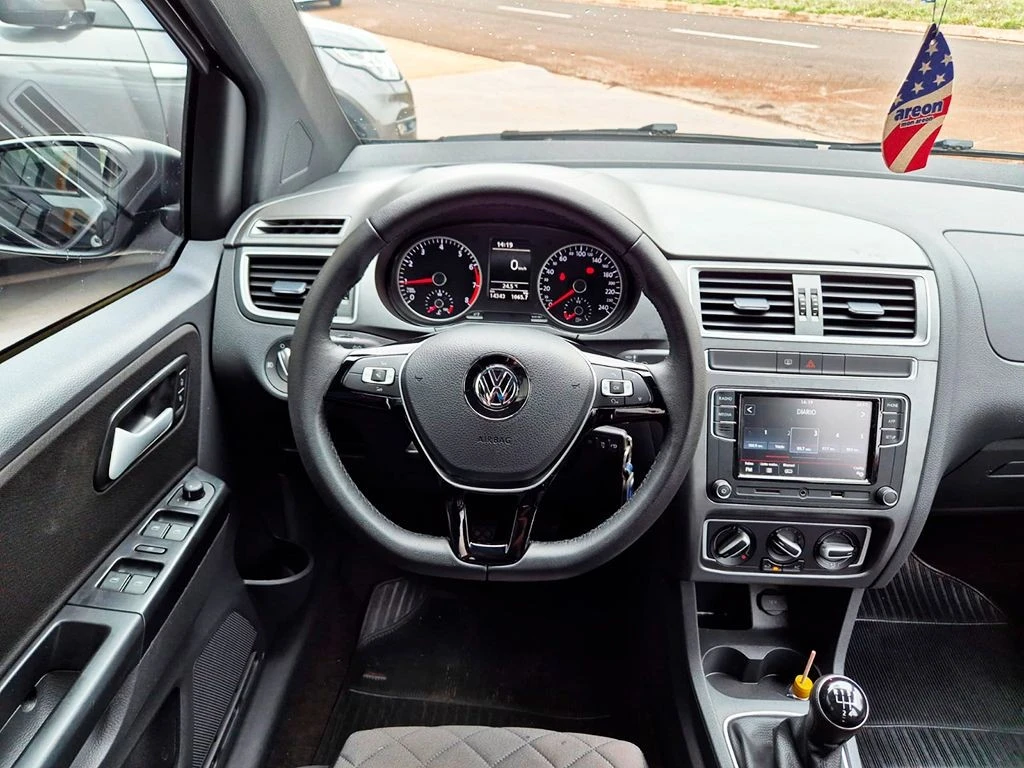 VOLKSWAGEN FOX