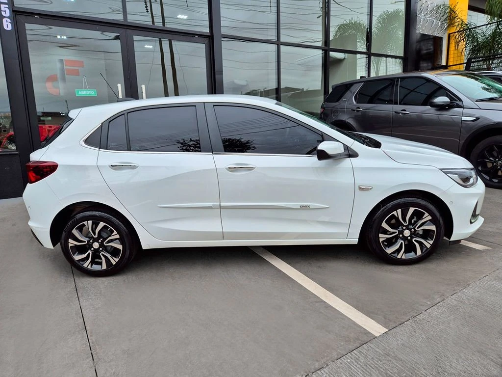 CHEVROLET ONIX