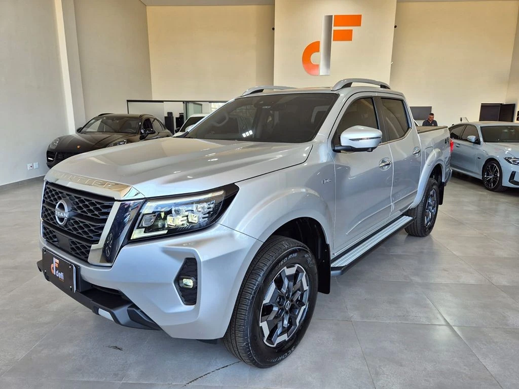 NISSAN FRONTIER