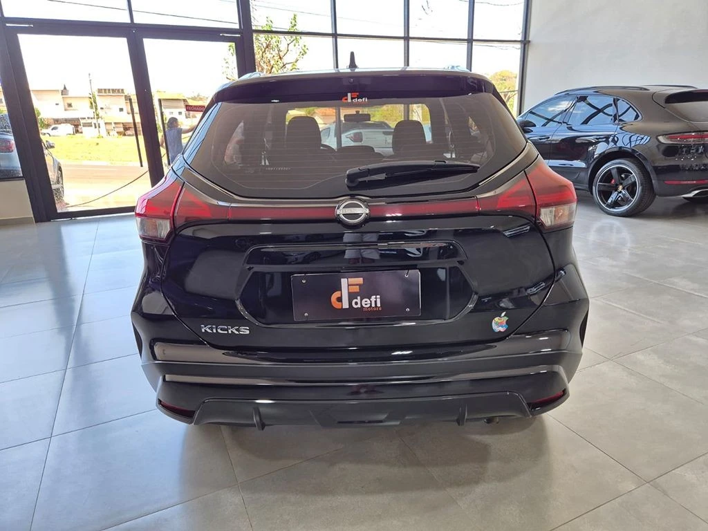 NISSAN KICKS