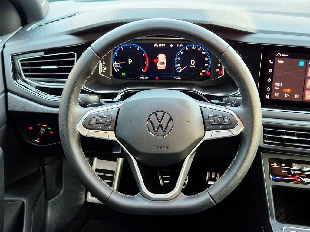 VOLKSWAGEN VIRTUS
