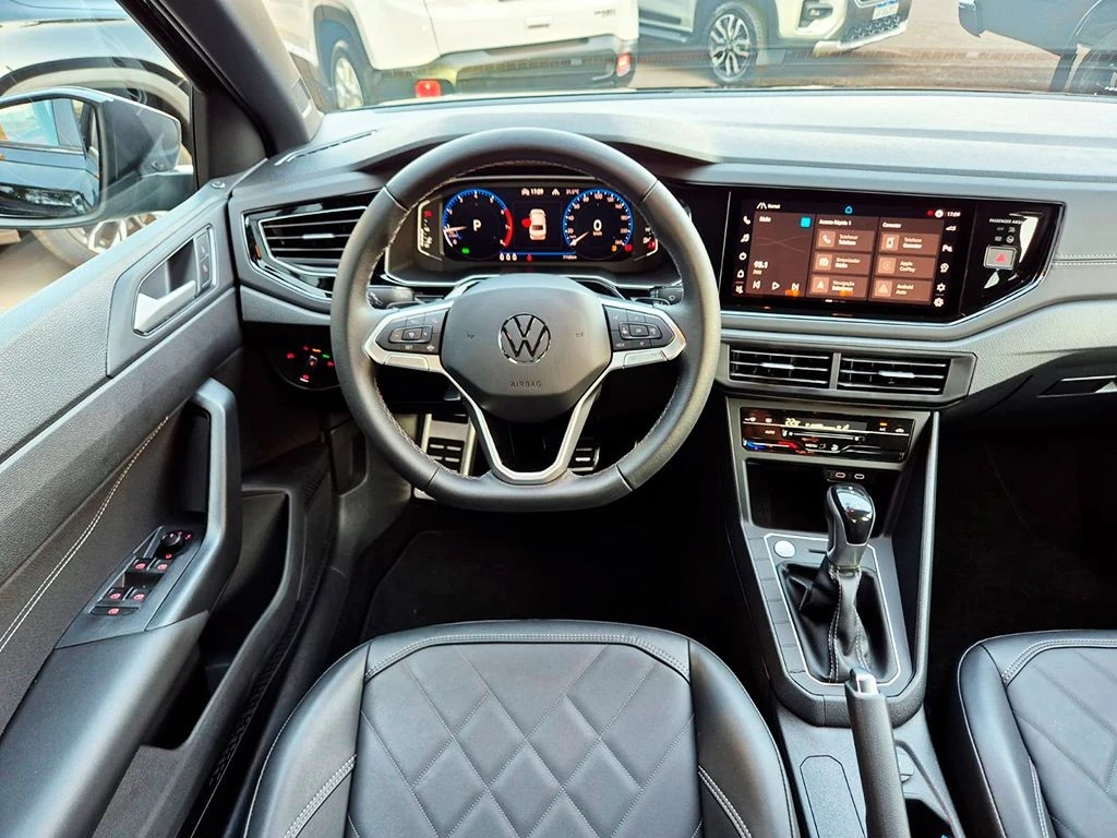 VOLKSWAGEN VIRTUS