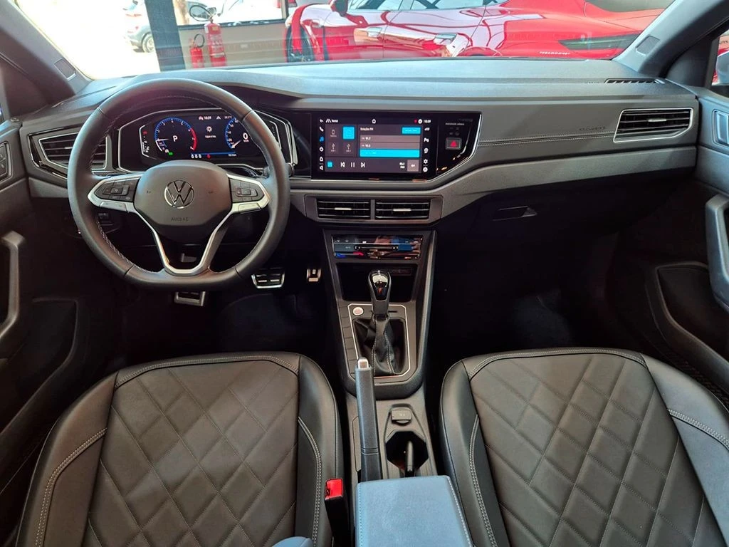 VOLKSWAGEN VIRTUS