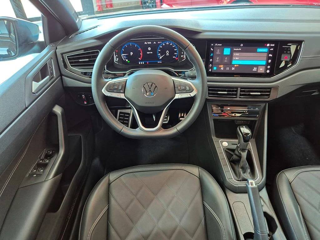 VOLKSWAGEN VIRTUS