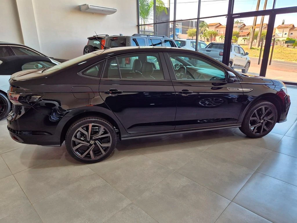 VOLKSWAGEN VIRTUS
