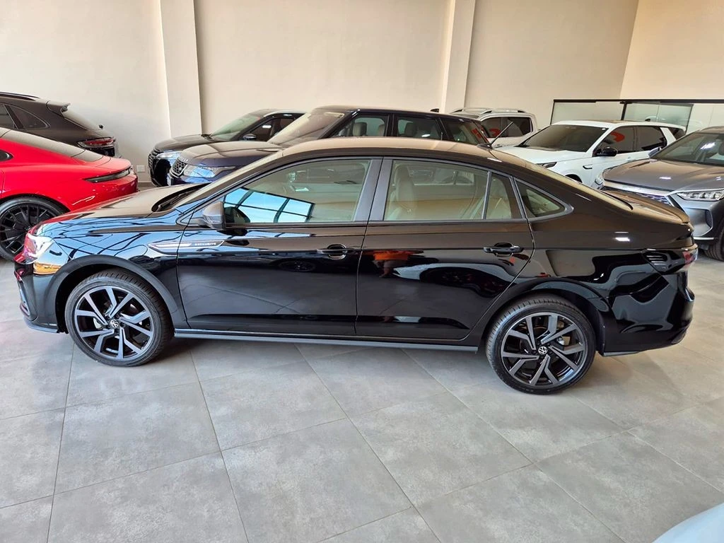 VOLKSWAGEN VIRTUS