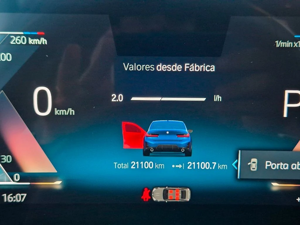 BMW 320I