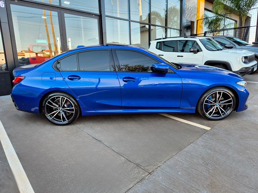 BMW 320I