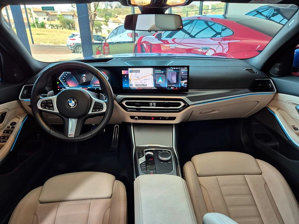 BMW 320I
