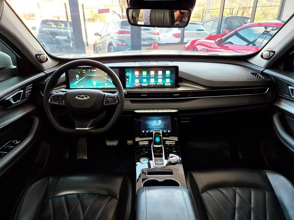 CHERY TIGGO 8