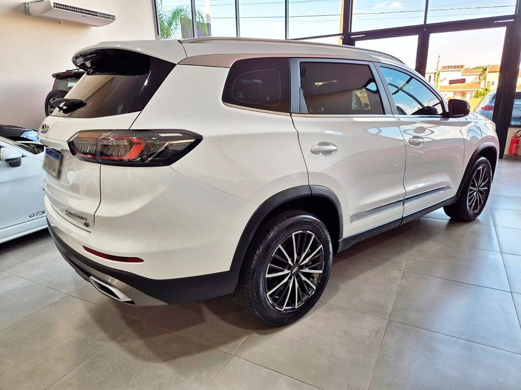 CHERY TIGGO 8