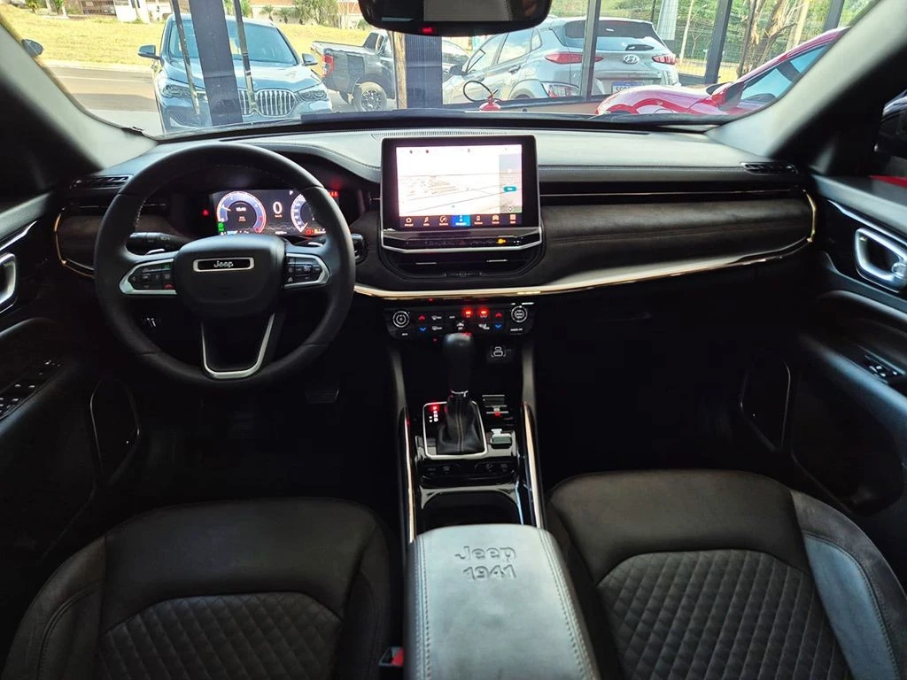 JEEP COMMANDER