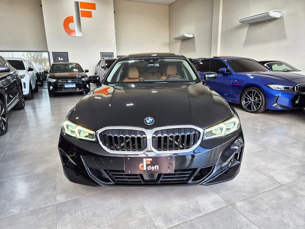 BMW 320I