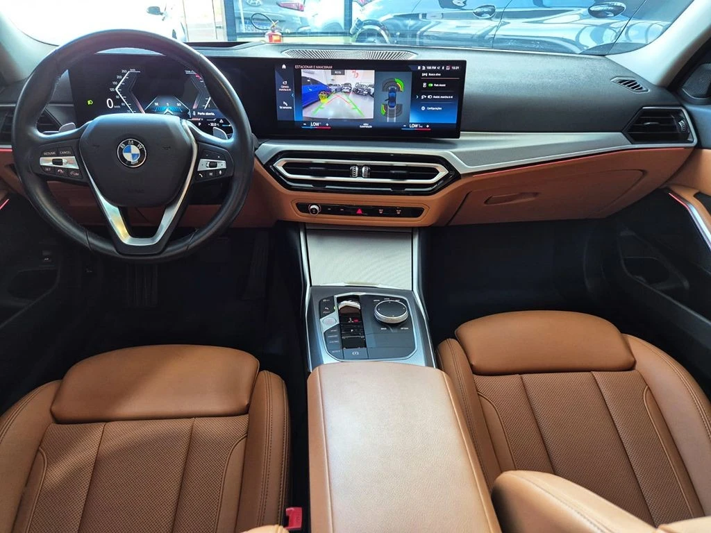 BMW 320I